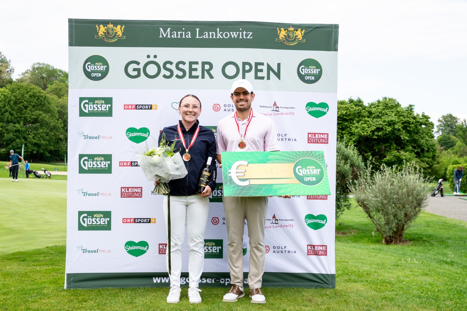 GRAZ,AUSTRIA,14.MAY.24 - GOLF - Austrian Par 3 Championships, GC Andritz. Image shows Sophia Raab (AUT) and Brandon Kewalramani (USA). Keywords: medals. Photo: GEPA pictures/ Matic Klansek